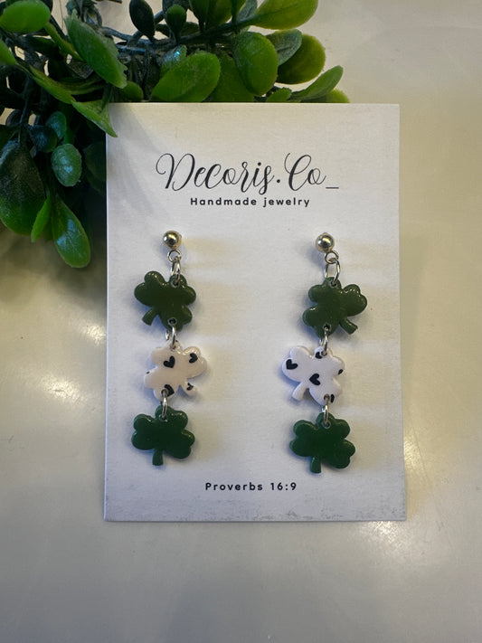 Mini clover dangle